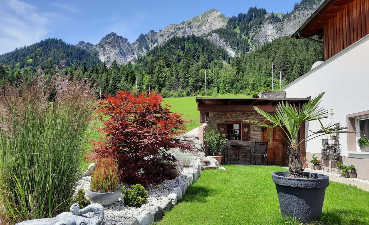 Haus Adrian Apartman Wald am Arlberg Kültér fotó