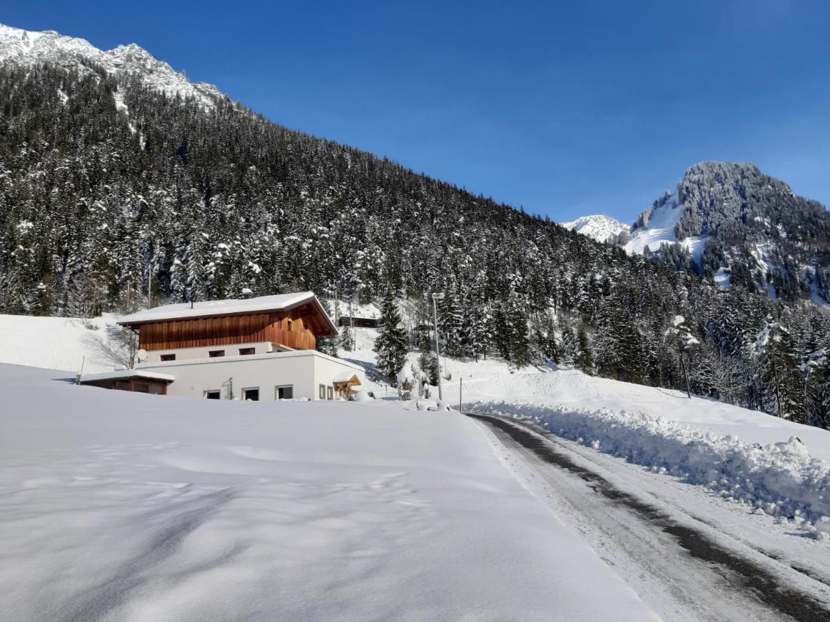 Haus Adrian Apartman Wald am Arlberg Kültér fotó